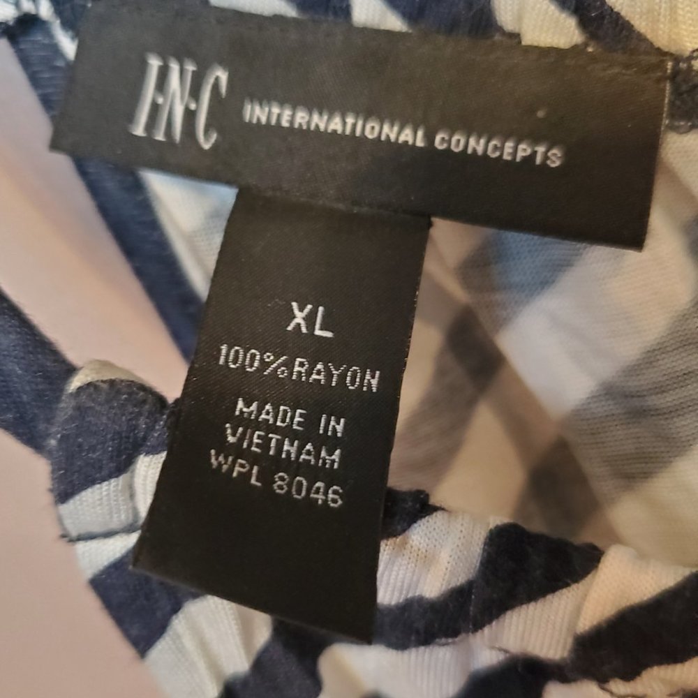 INC NWT Striped sleeveless top - Picture 3 of 7